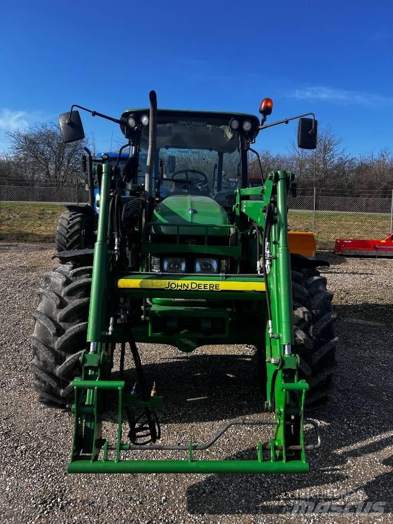 John Deere 5070 M Tractors