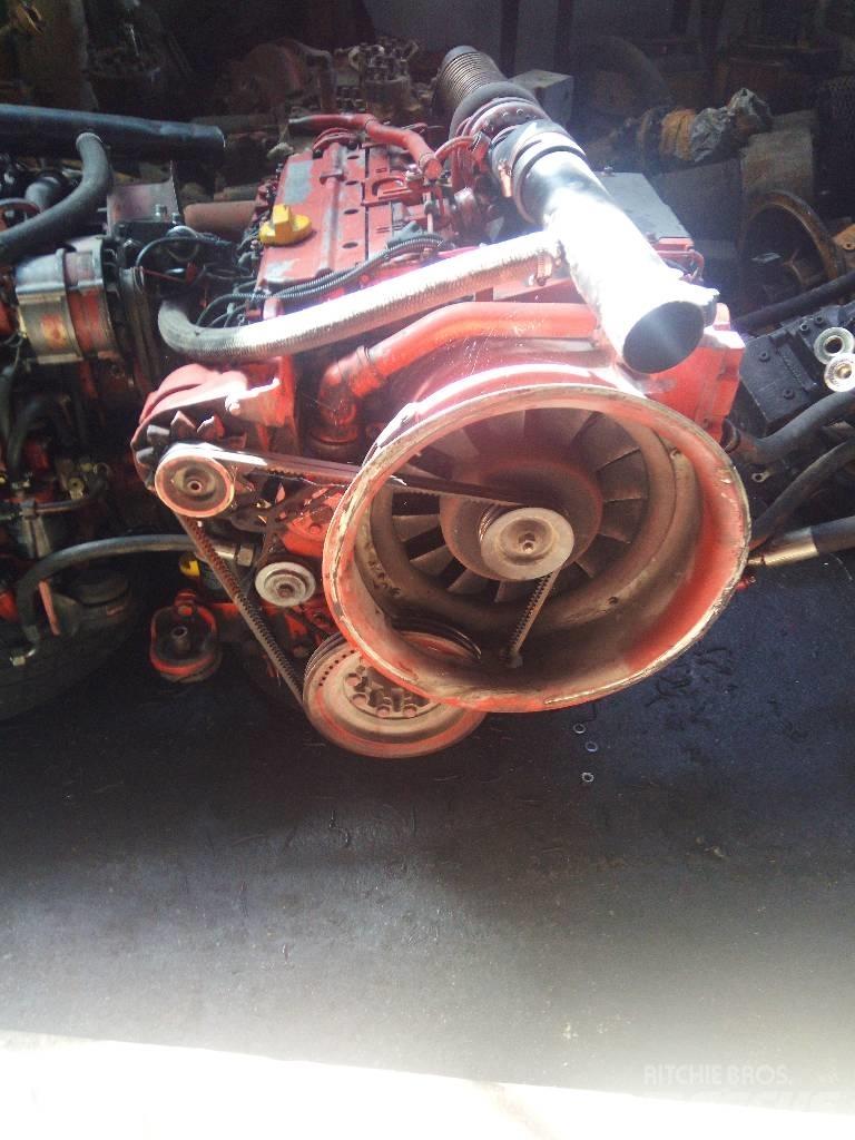 Deutz BF4M1012 Engines