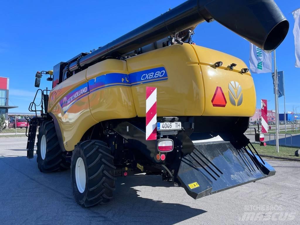 New Holland CX 8.80 Combine harvesters