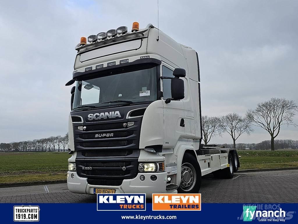 Scania R520 Hook lift trucks