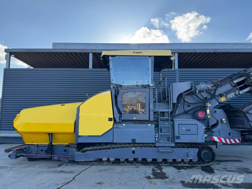Bomag BMF 2500 S Asphalt pavers