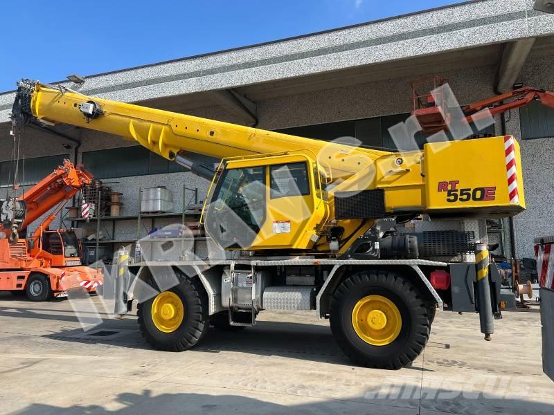 Grove RT550E Rough terrain cranes