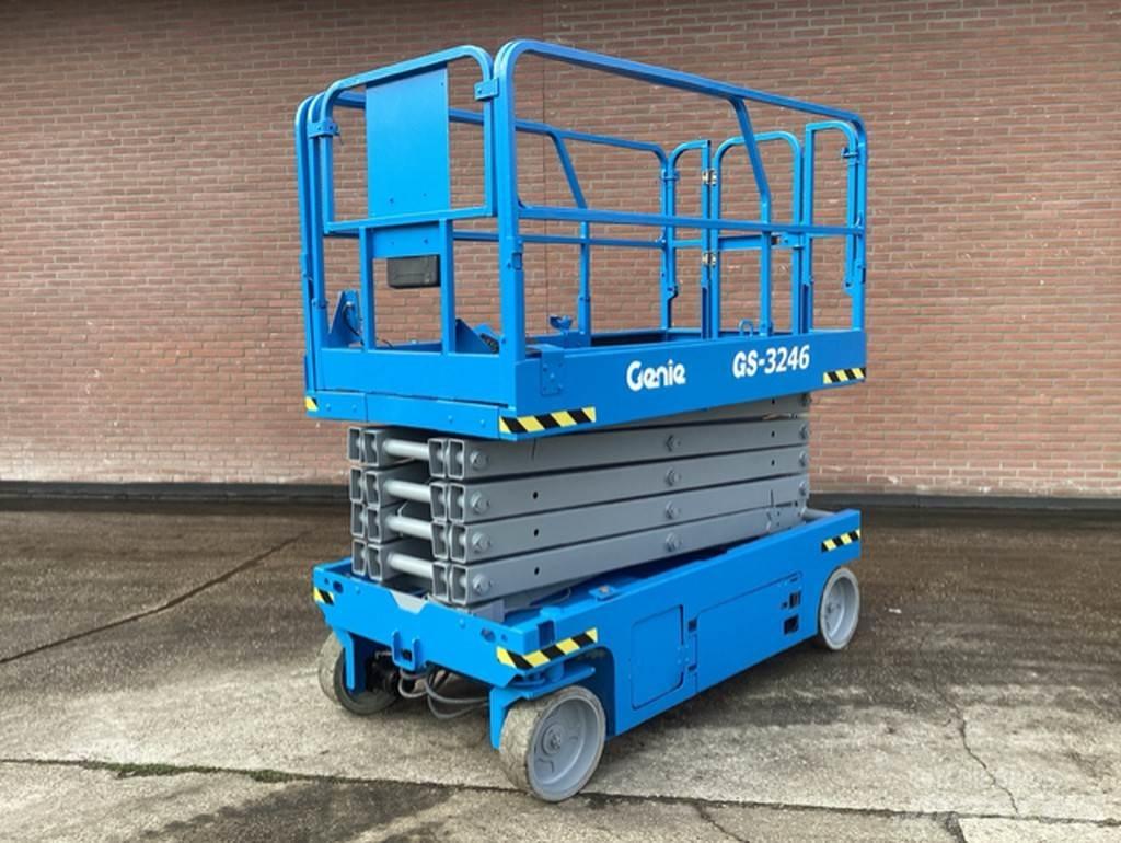 Genie gs3246 Scissor lifts