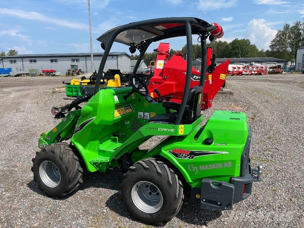 Avant 528 Multi-purpose loaders