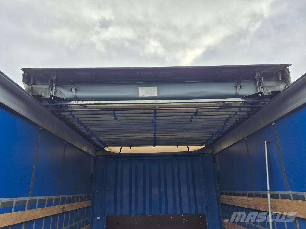 Krone SD Curtain sider semi-trailers