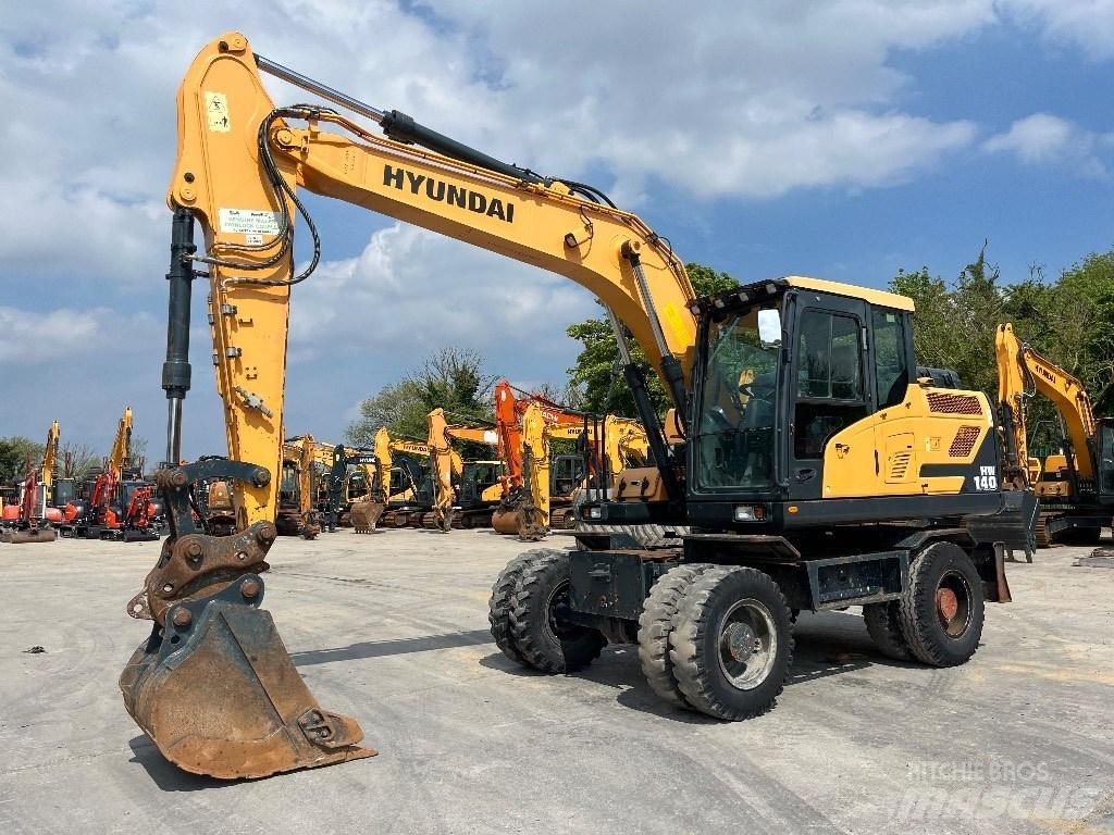 Hyundai HW140 Wheeled excavators