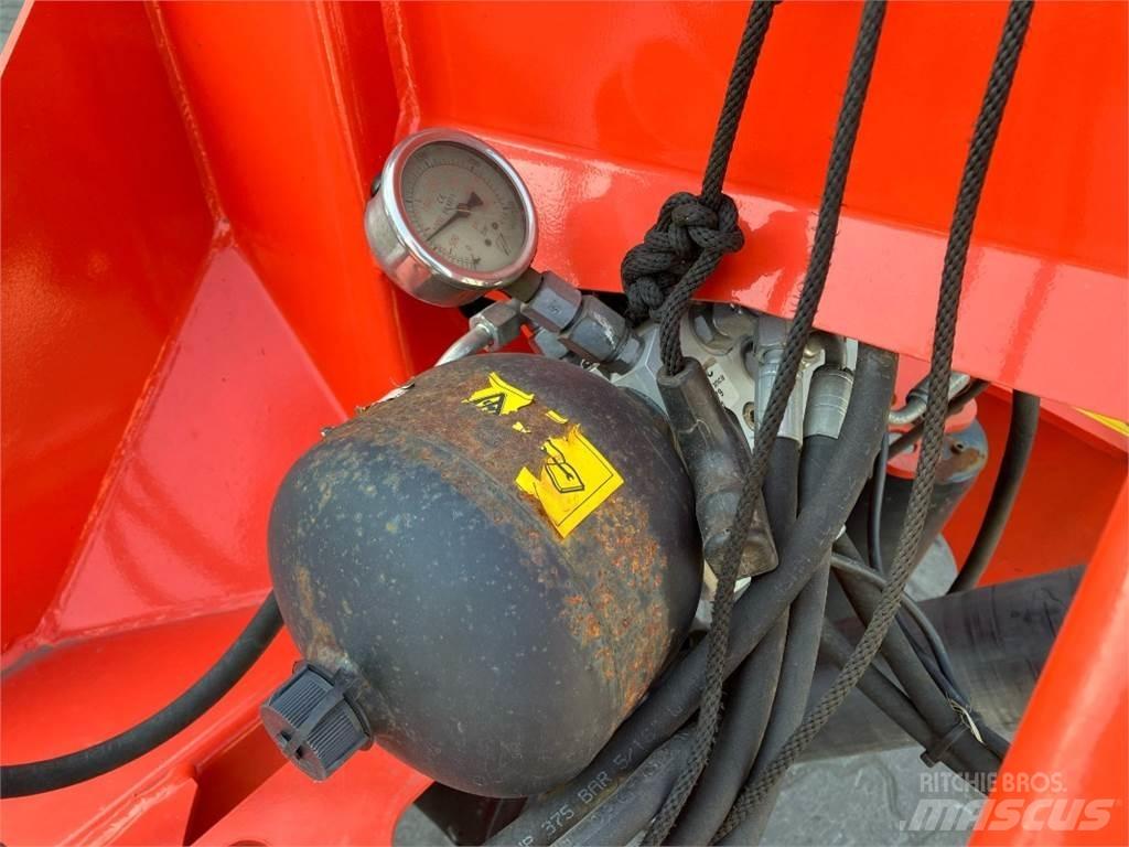 Kuhn GMD 8730FF Mower-conditioners