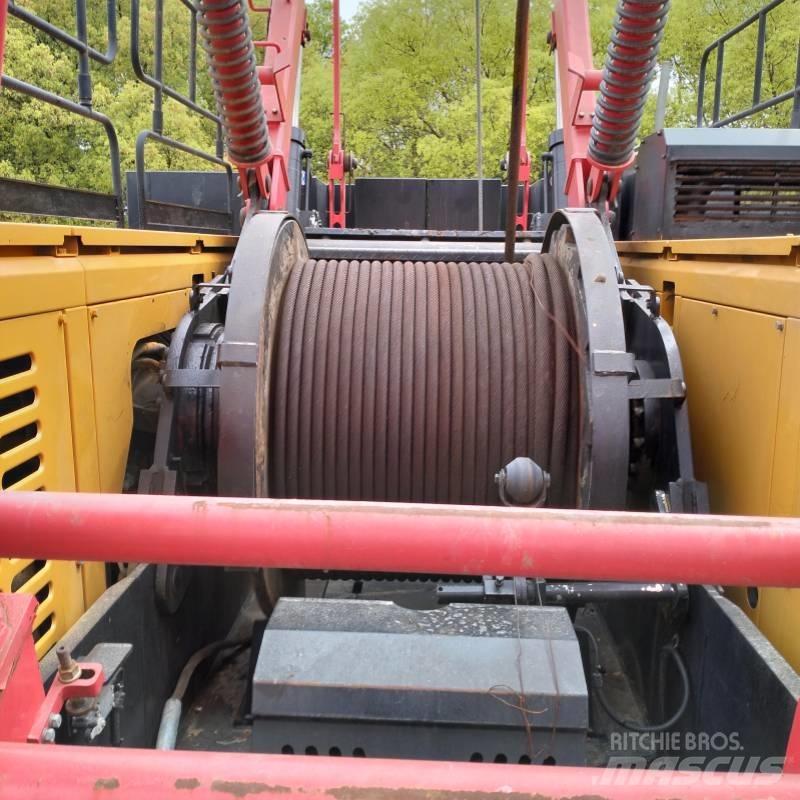 Sany SCC900A Track mounted cranes
