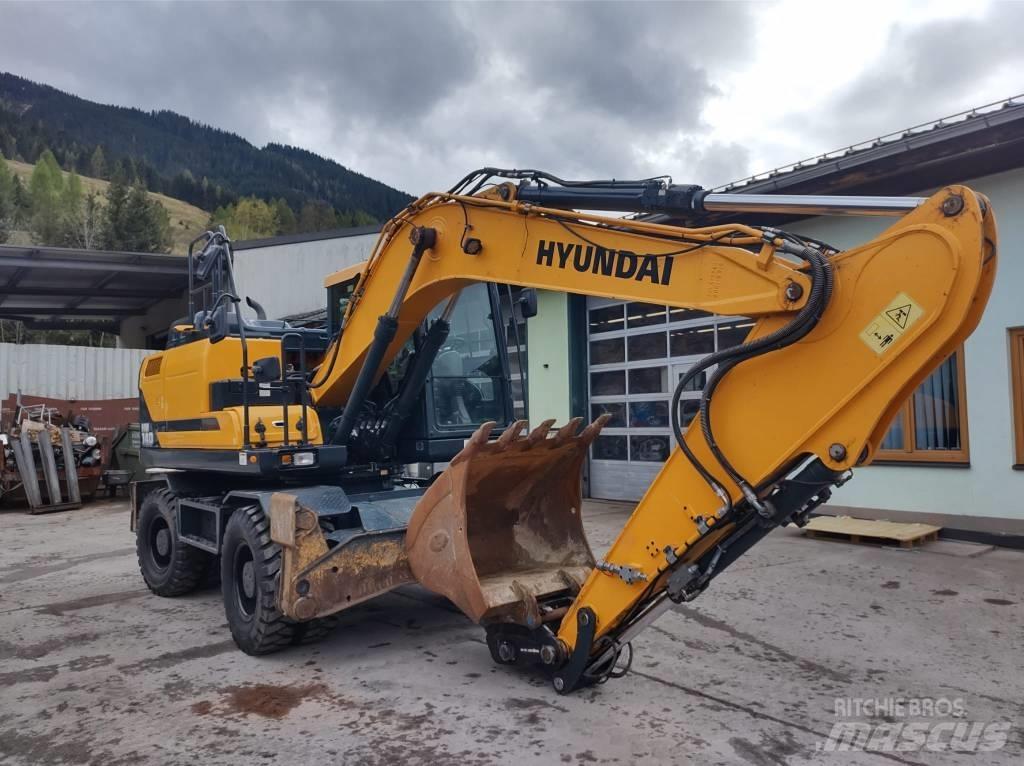 Hyundai HW140 Wheeled excavators