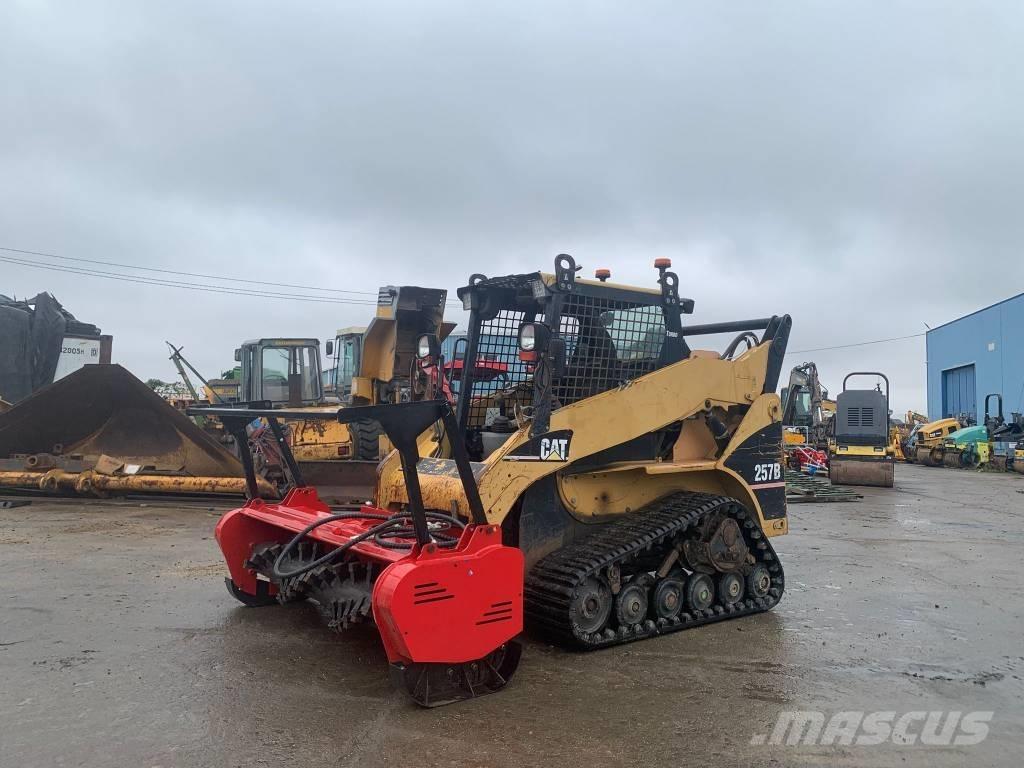 CAT 257 B Skid steer loaders