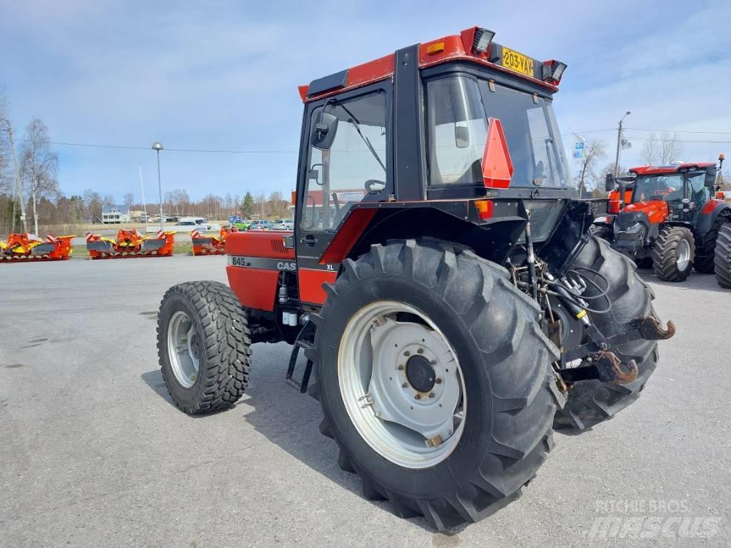 Case IH 845 XL Turbo Tractors