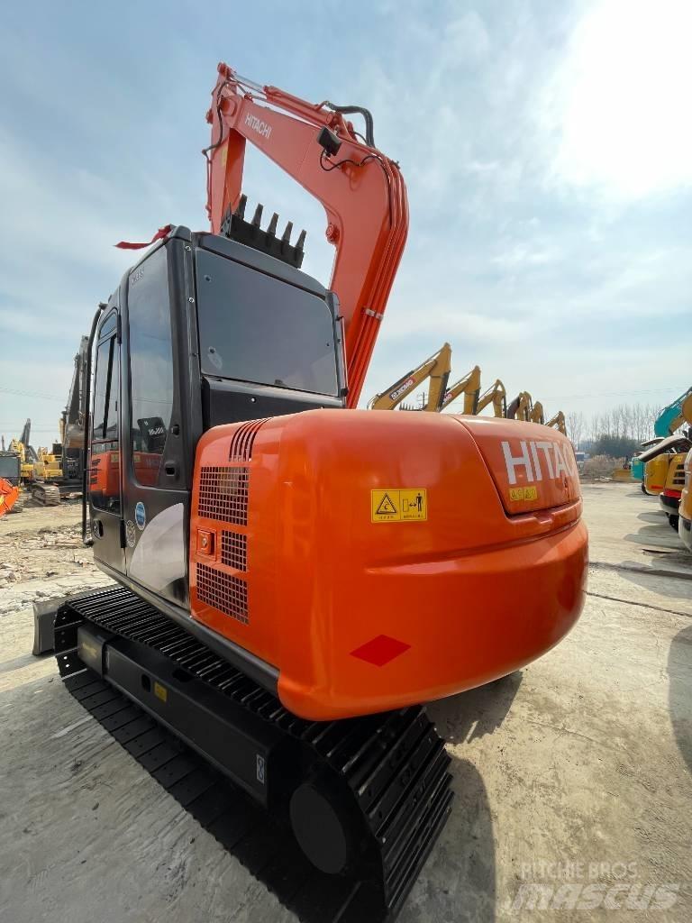 Hitachi 70 Mini excavators < 7t (Mini diggers)