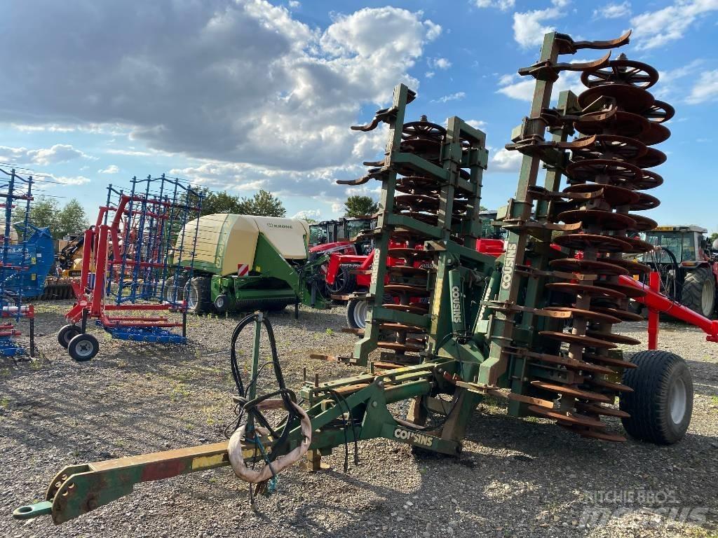 Cousins 6M PRESS Farm machinery