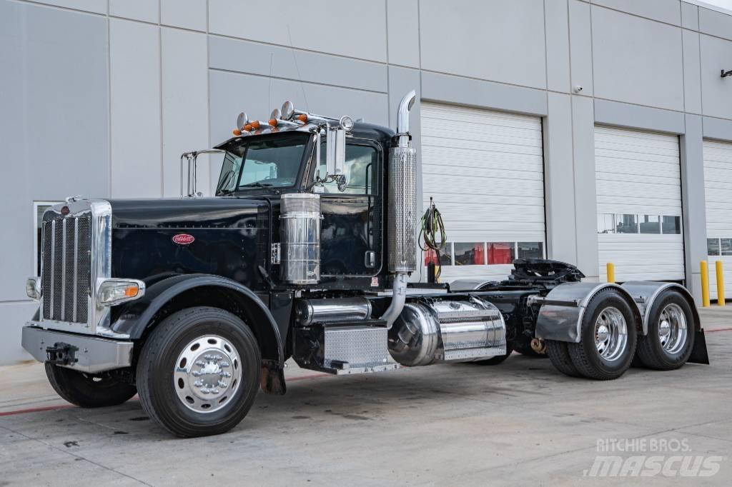 Peterbilt 388 Prime Movers