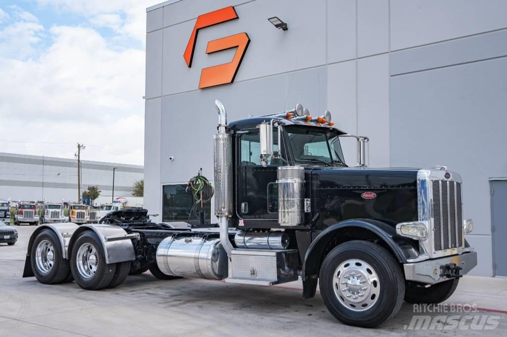 Peterbilt 388 Prime Movers