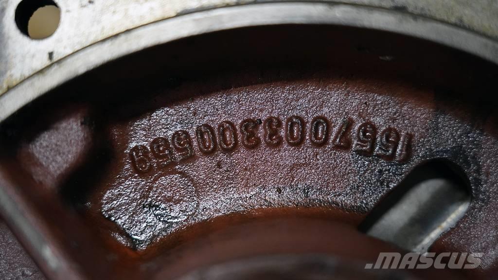 CASE CS 86 Bromshus Brakes