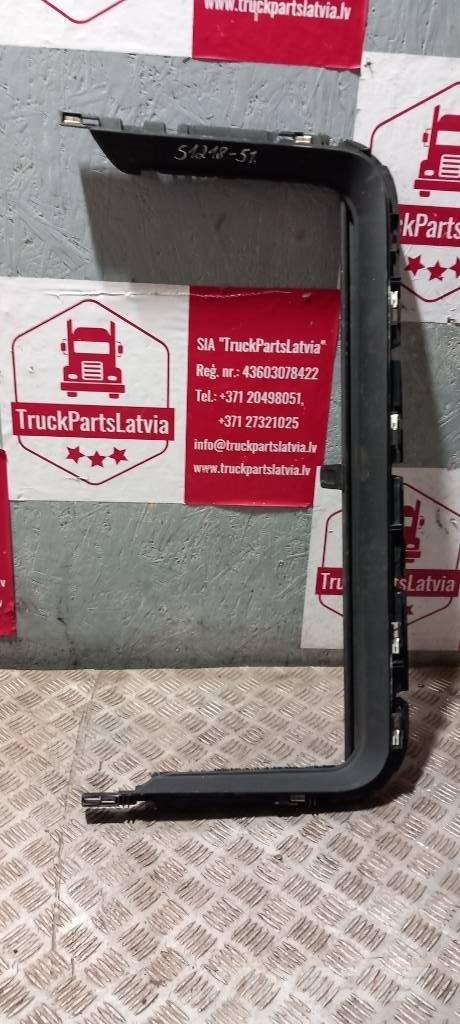 Scania R 440    2051939 Cabins and interior