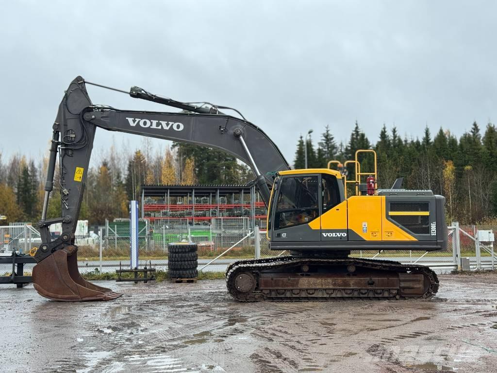 Volvo EC 300 E Crawler excavators