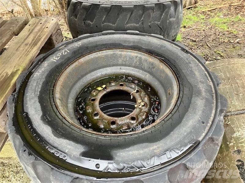  - - - GALAXY Tyres, wheels and rims