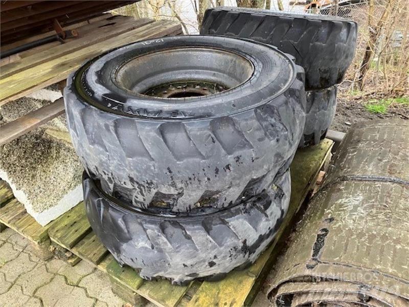  - - - GALAXY Tyres, wheels and rims