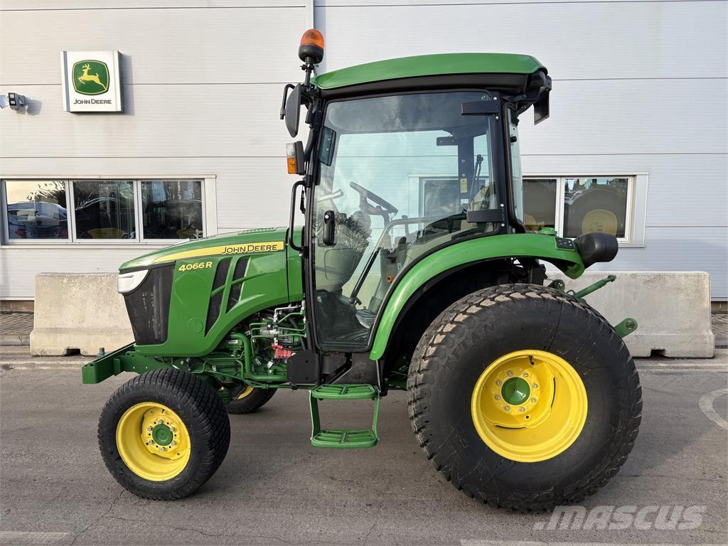 John Deere 4066R Compact tractors