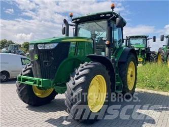 John Deere 7230R Tractors