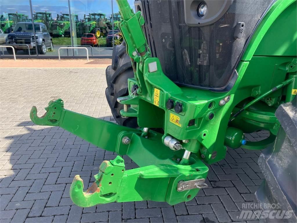 John Deere 7R 310 Tractors