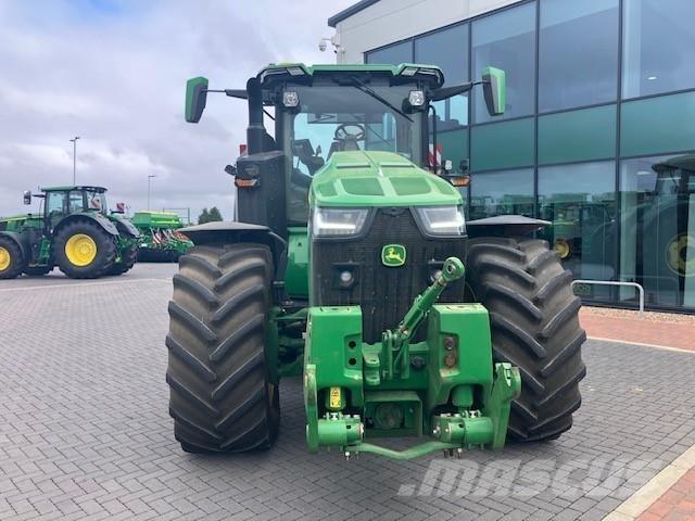 John Deere 8R 370 Tractors
