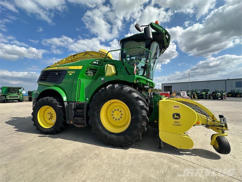 John Deere 9700i Forage harvesters
