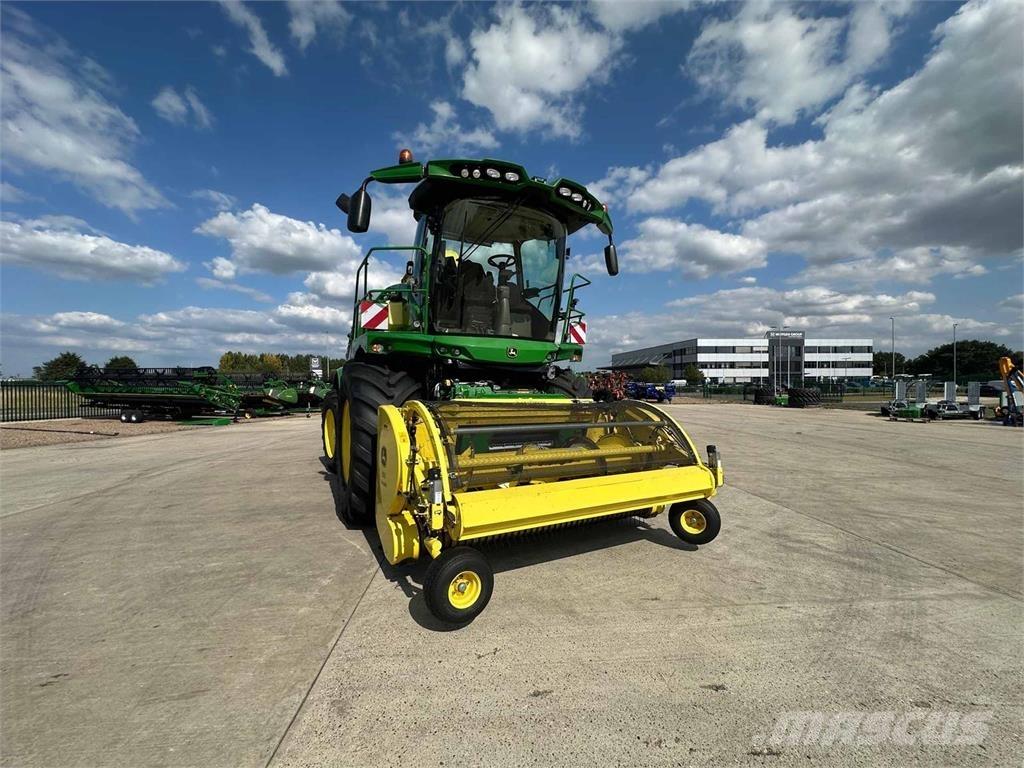John Deere 9700i Forage harvesters