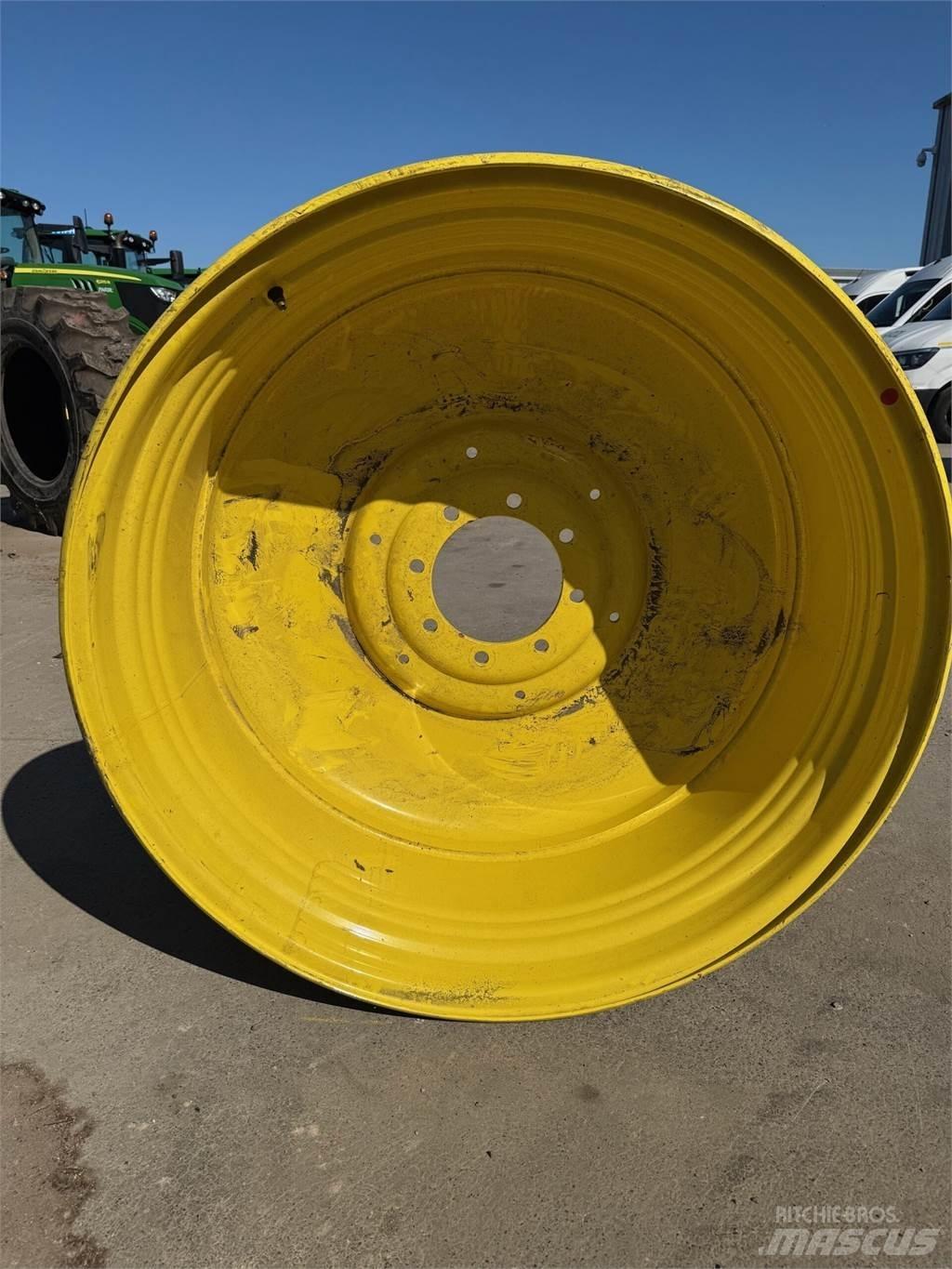 John Deere Example Tyres, wheels and rims