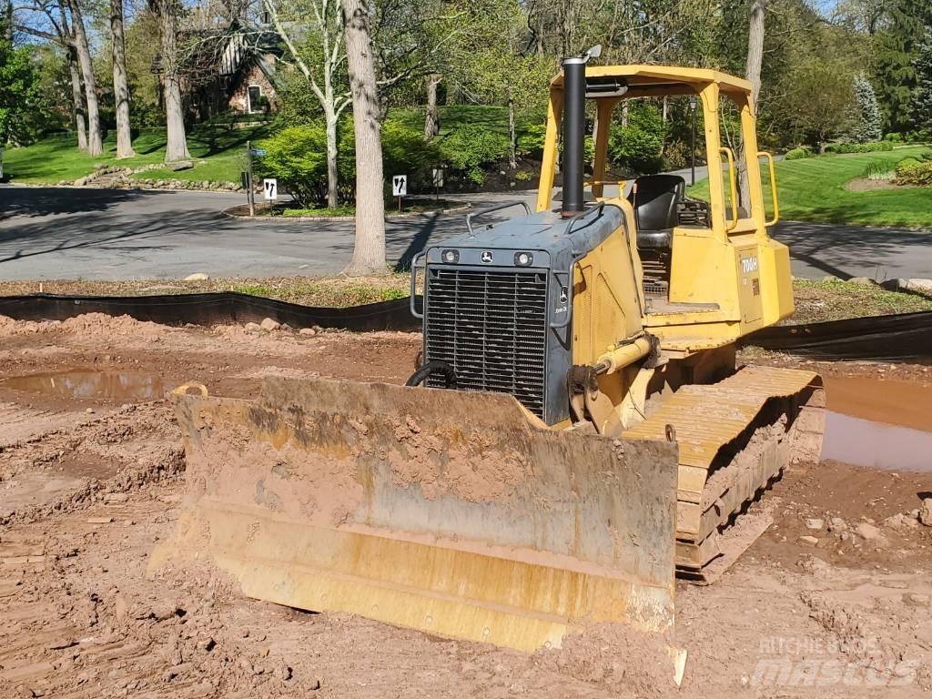 John Deere 700HLT Crawler dozers