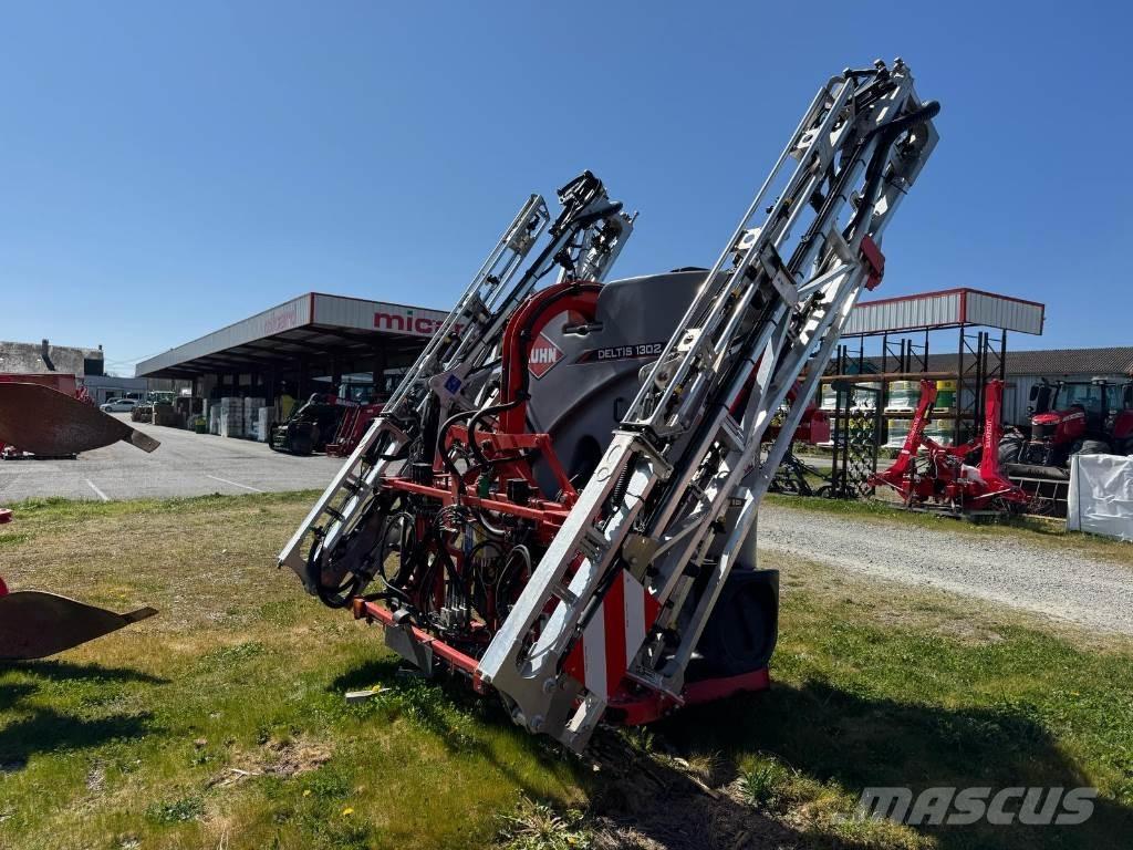 Kuhn DELTIS 2 Trailed sprayers