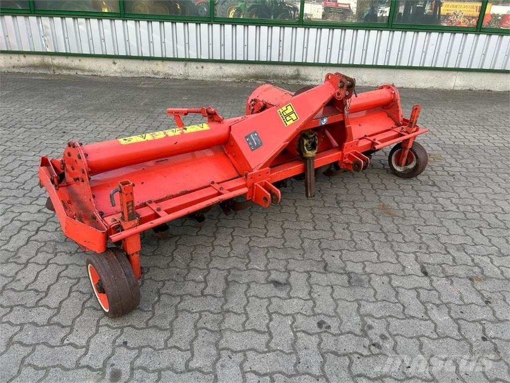 Kuhn EL 100N-255 Soil preparation