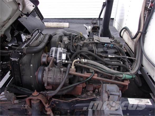 Isuzu NPR HD Temperature controlled trucks