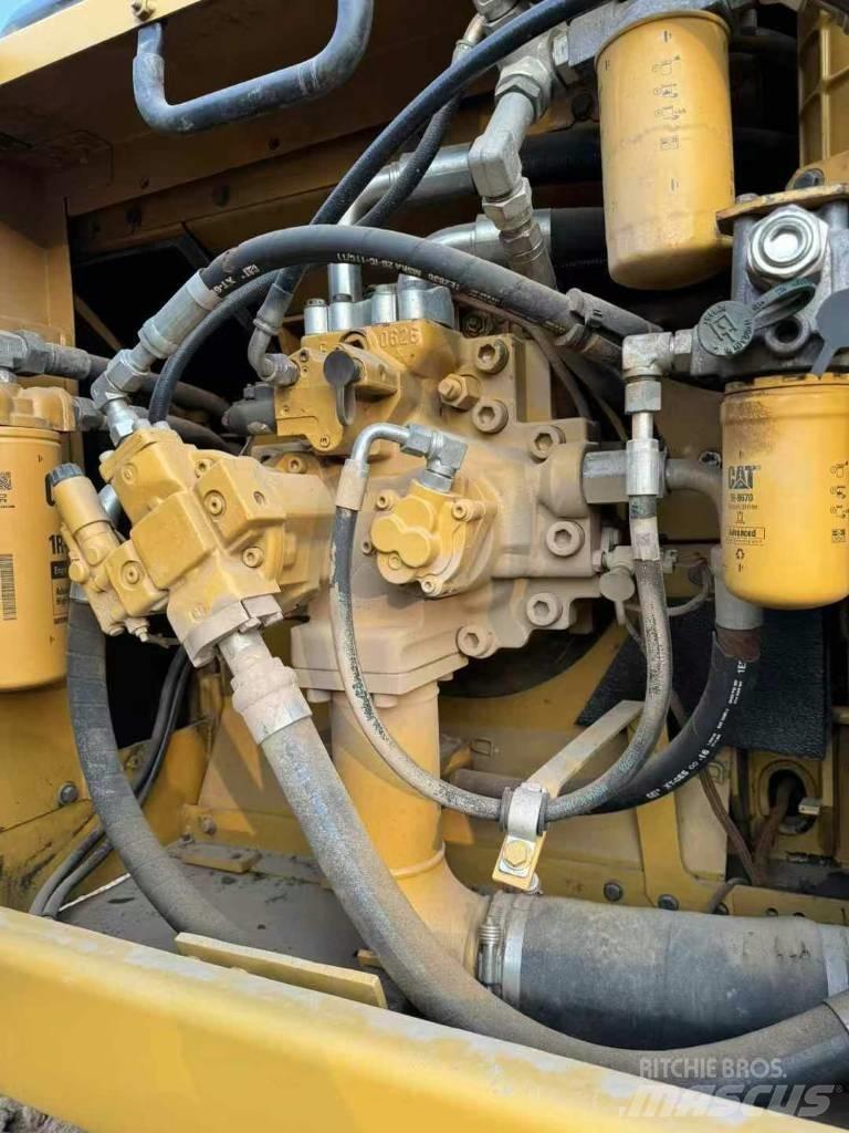 CAT 336 D Crawler excavators