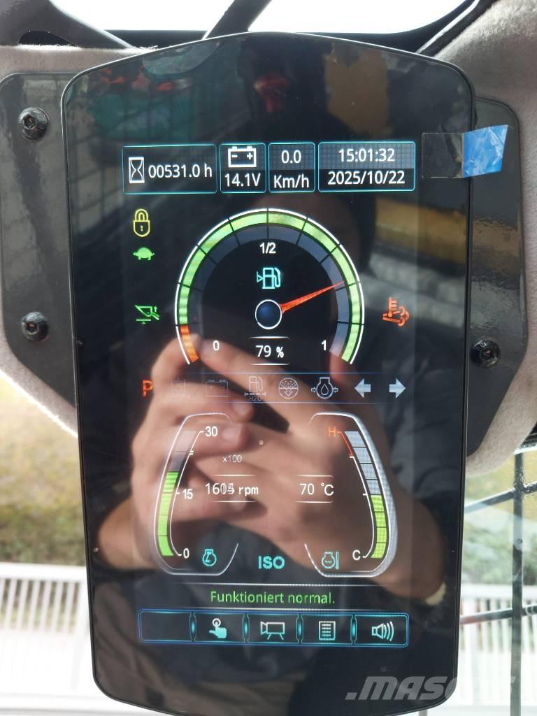 XCMG XC7-TV12 Crawler loaders