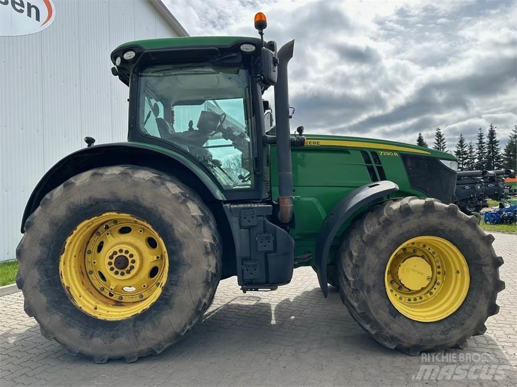 John Deere 7230R Tractors