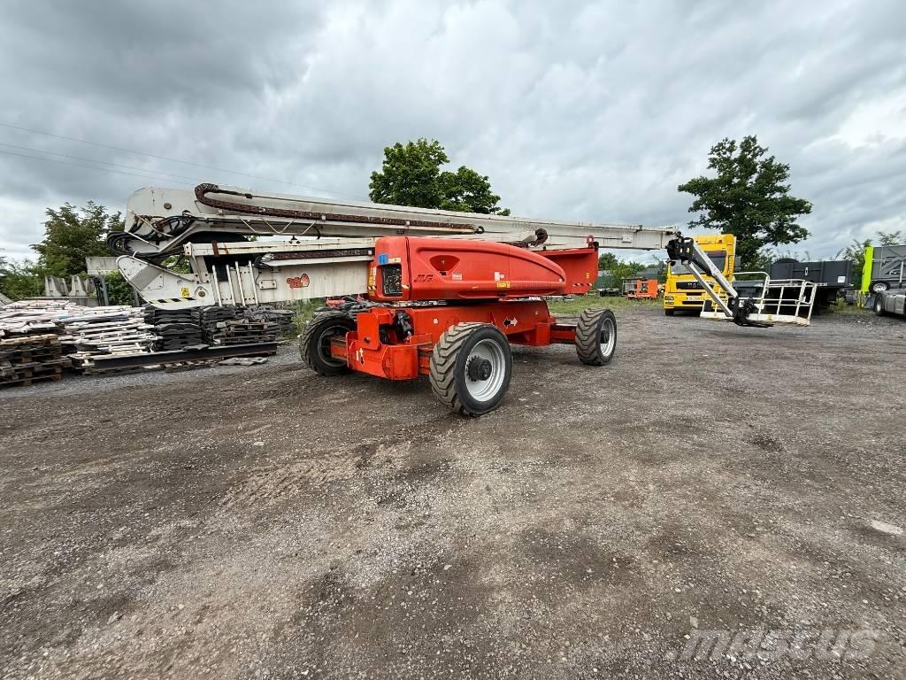 JLG 1250 AJP Articulated boom lifts