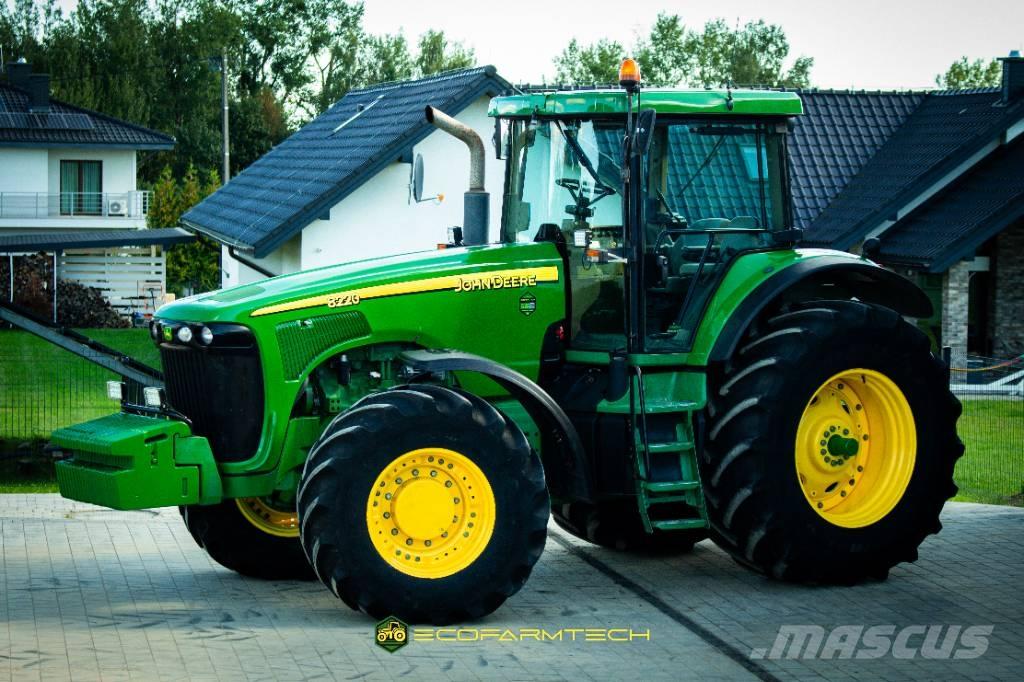 John Deere 8220 Tractors