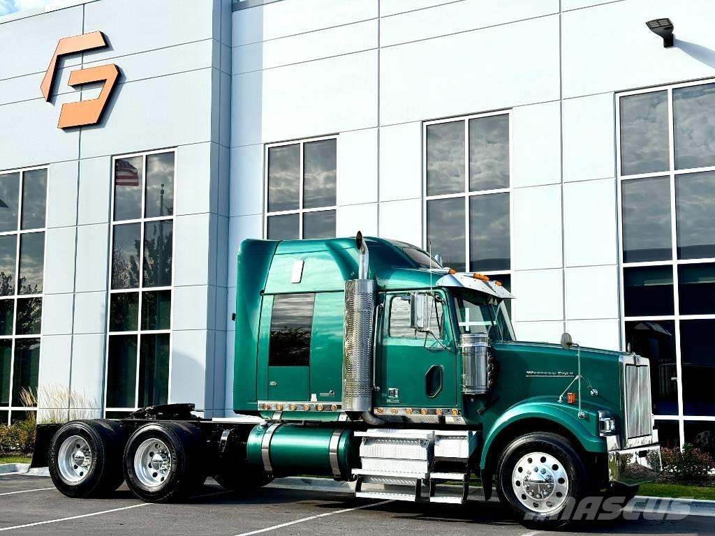 Western Star 4900 Prime Movers