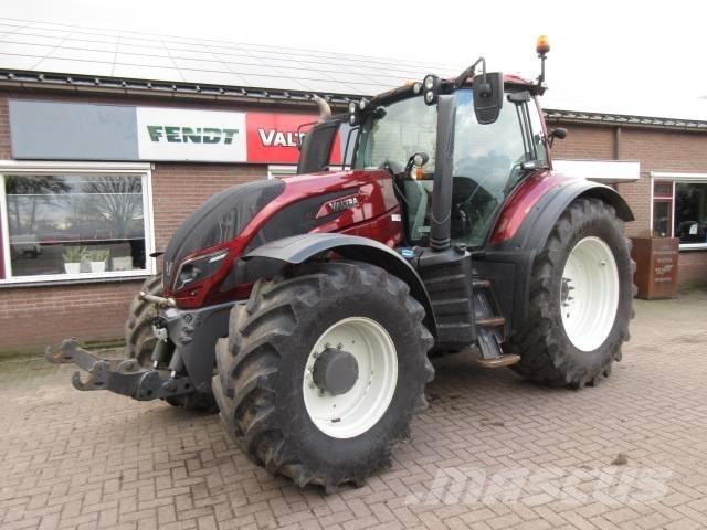 Valtra T174 VERSU Tractors
