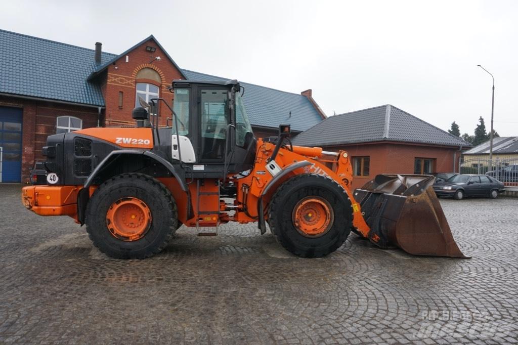Hitachi ZW 220-5 B Wheel loaders