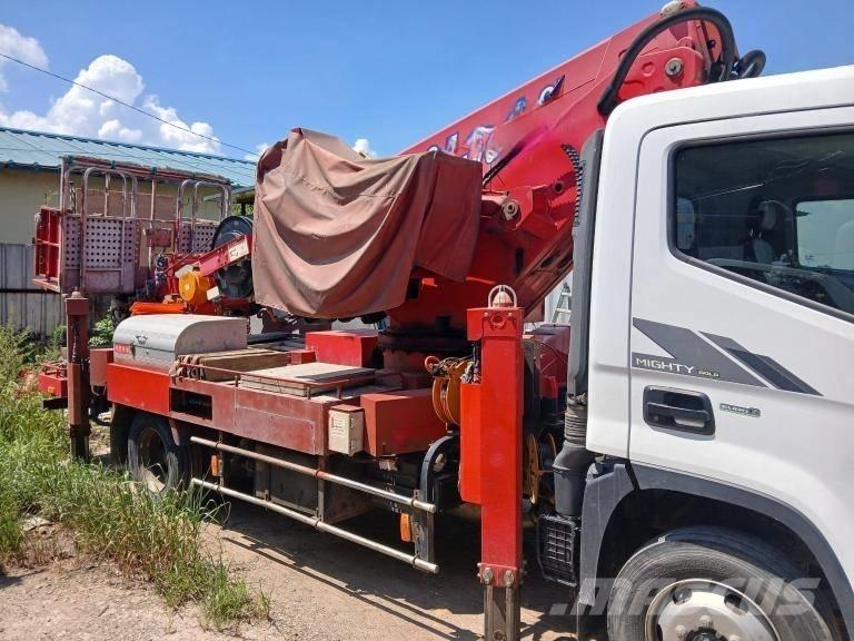 Hansin HS2750 Truck mounted platforms