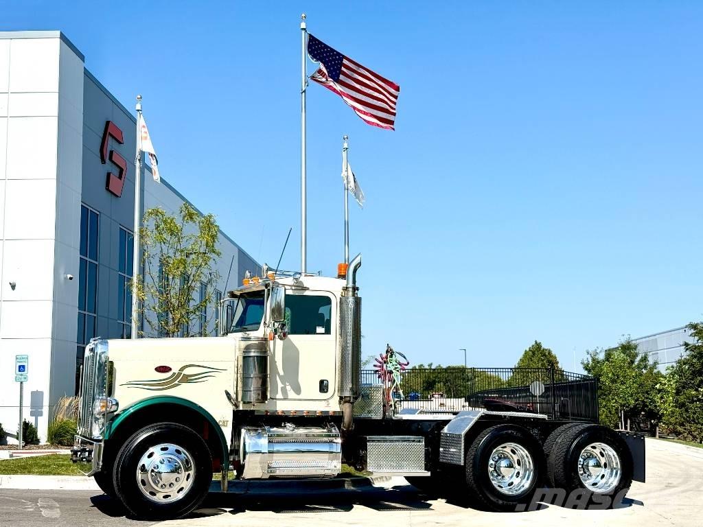 Peterbilt 389 Prime Movers