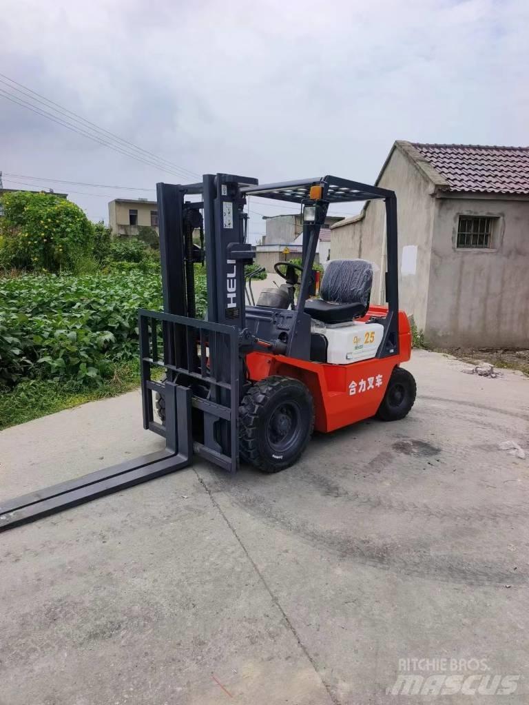 Heli FD 25 Diesel trucks