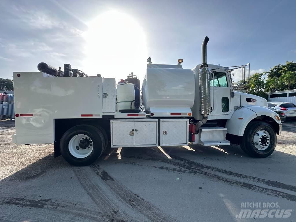 Peterbilt 335 Tanker trucks