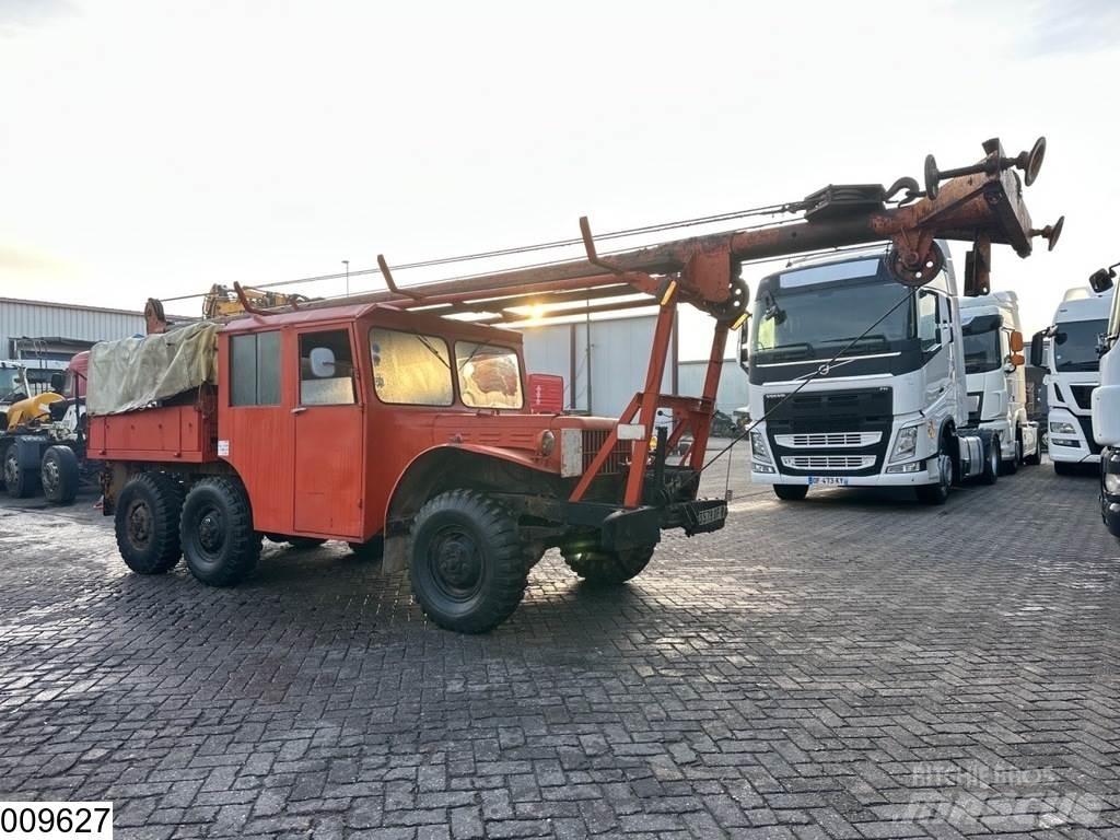 Dodge WC 63 M 6x6 All terrain cranes