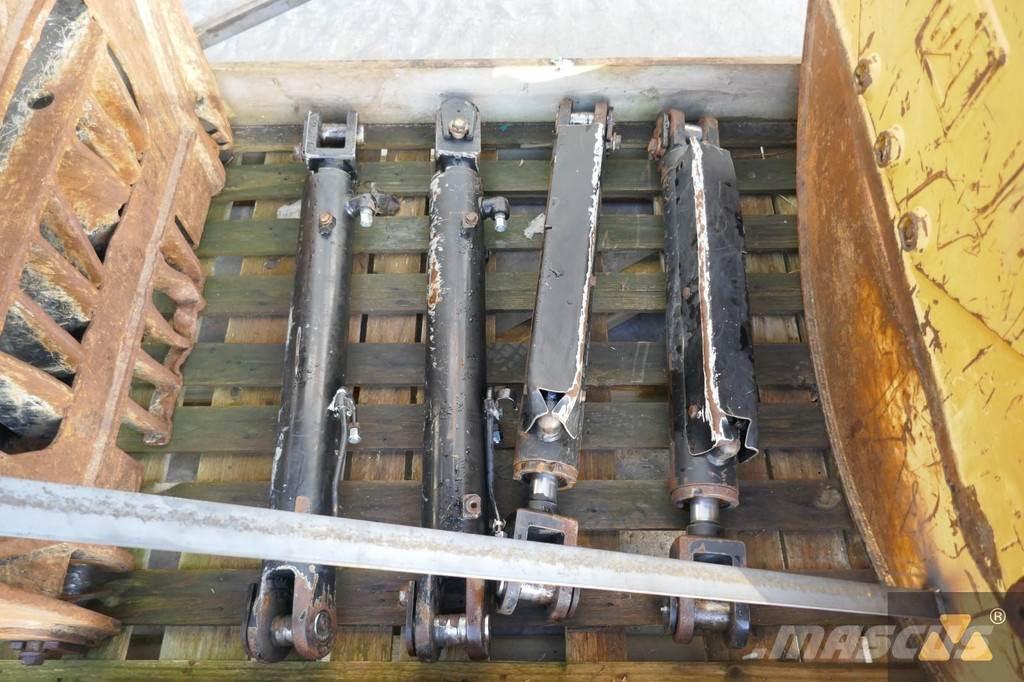 CAT 525D Grapple Other components