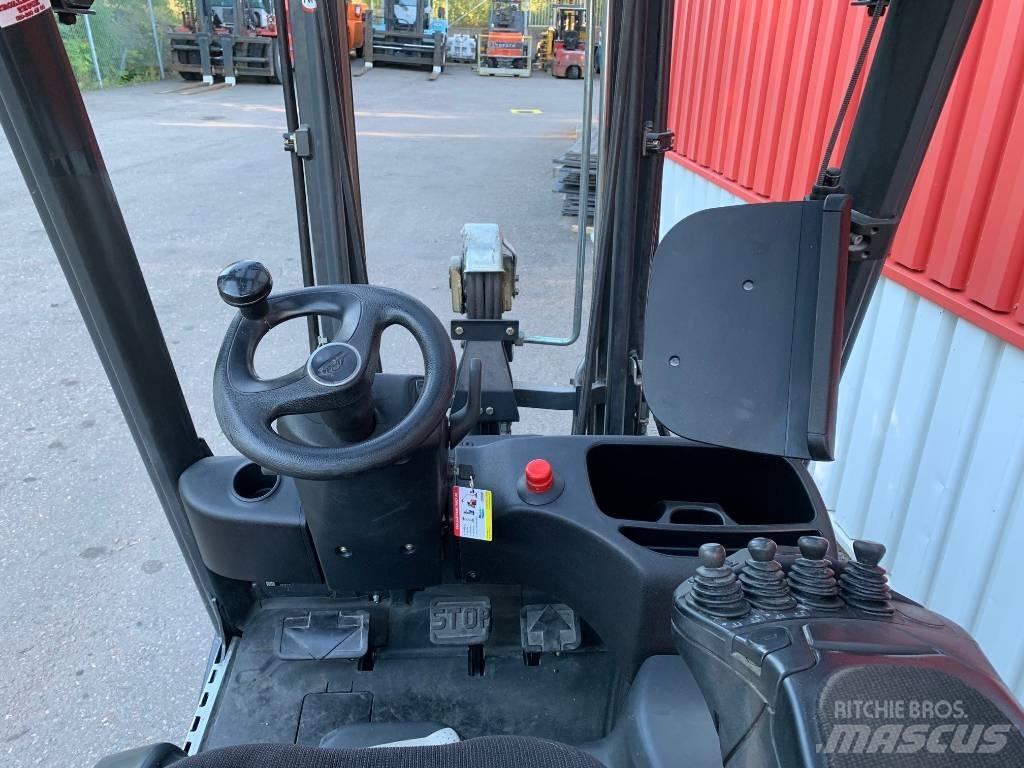 Linde E16C-02 Electric forklift trucks